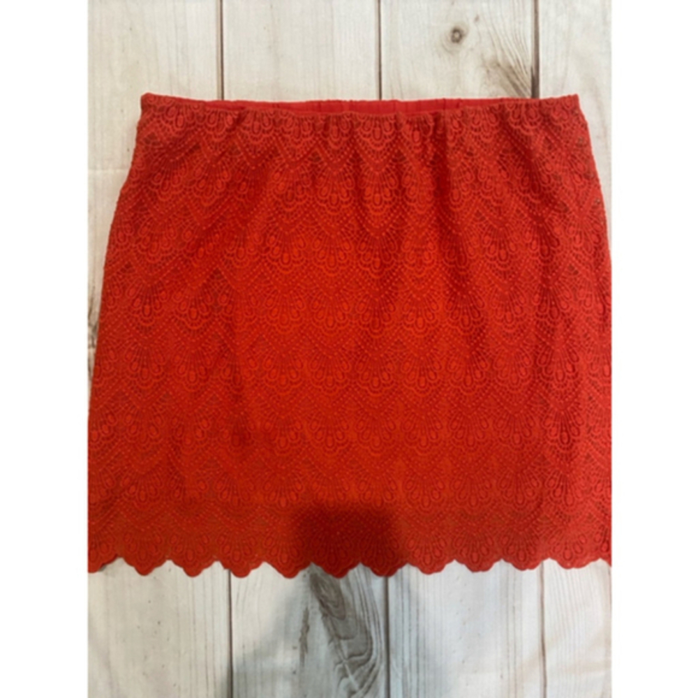 Red Lace Scallop Hem Women's Skirt